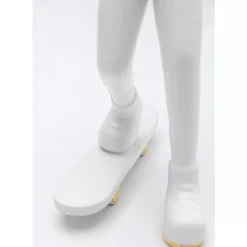 Deko Figur Skating Astronaut Weis 33Cm