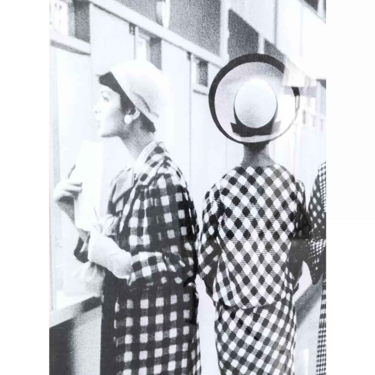 Gerahmtes Bild Book Club 105X85Cm