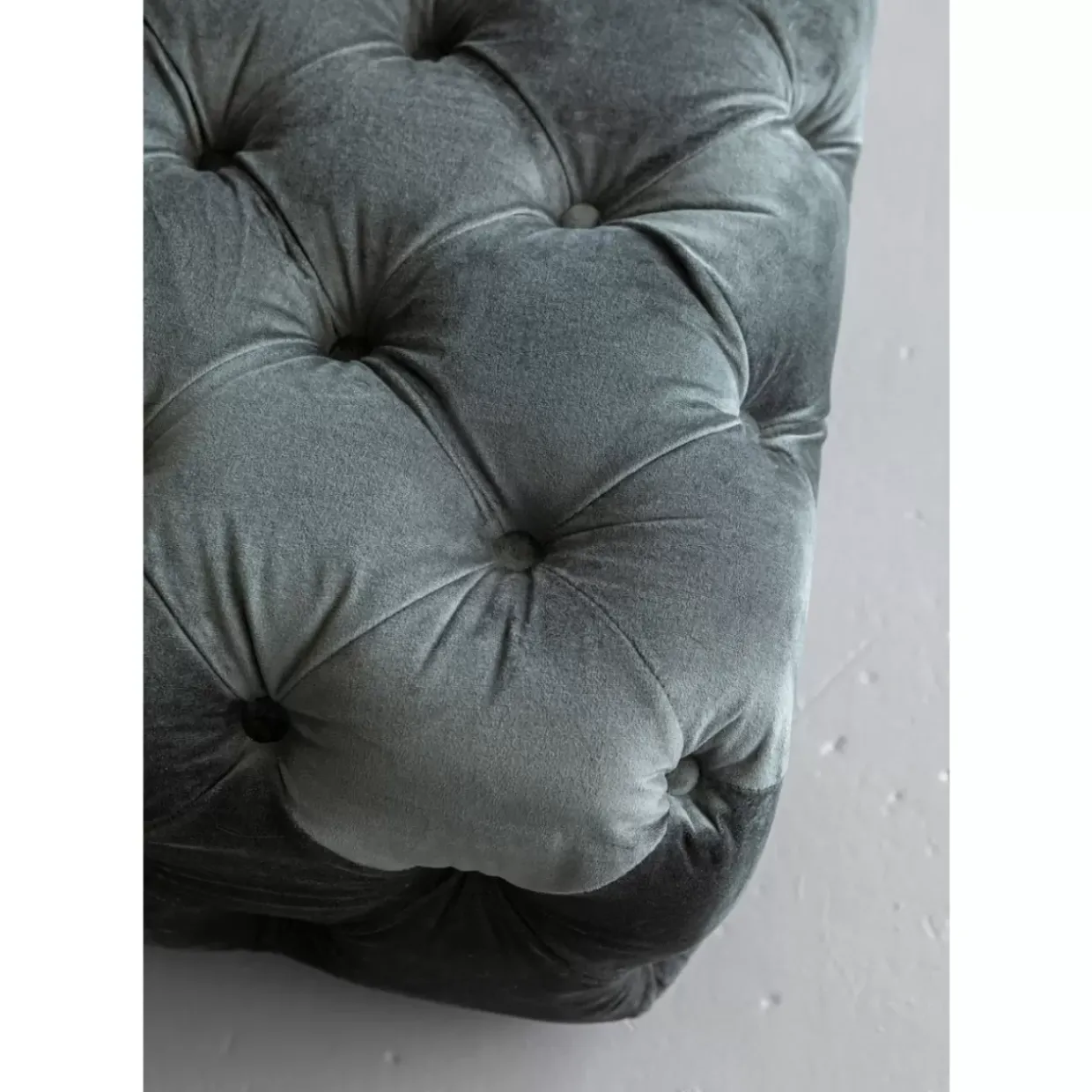 Liege Bottone Velvet Grau