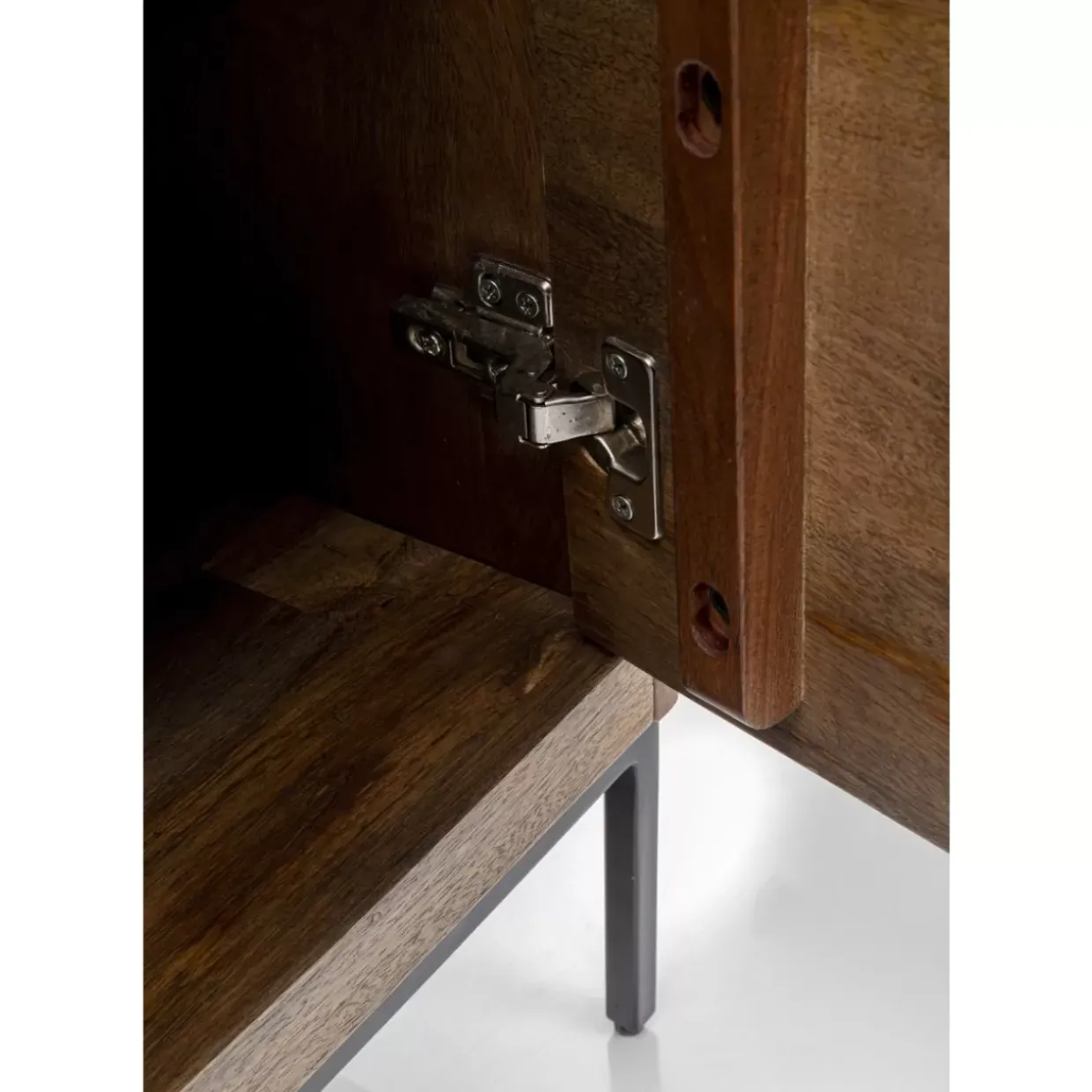 Sideboard Eye Of Tiger 115