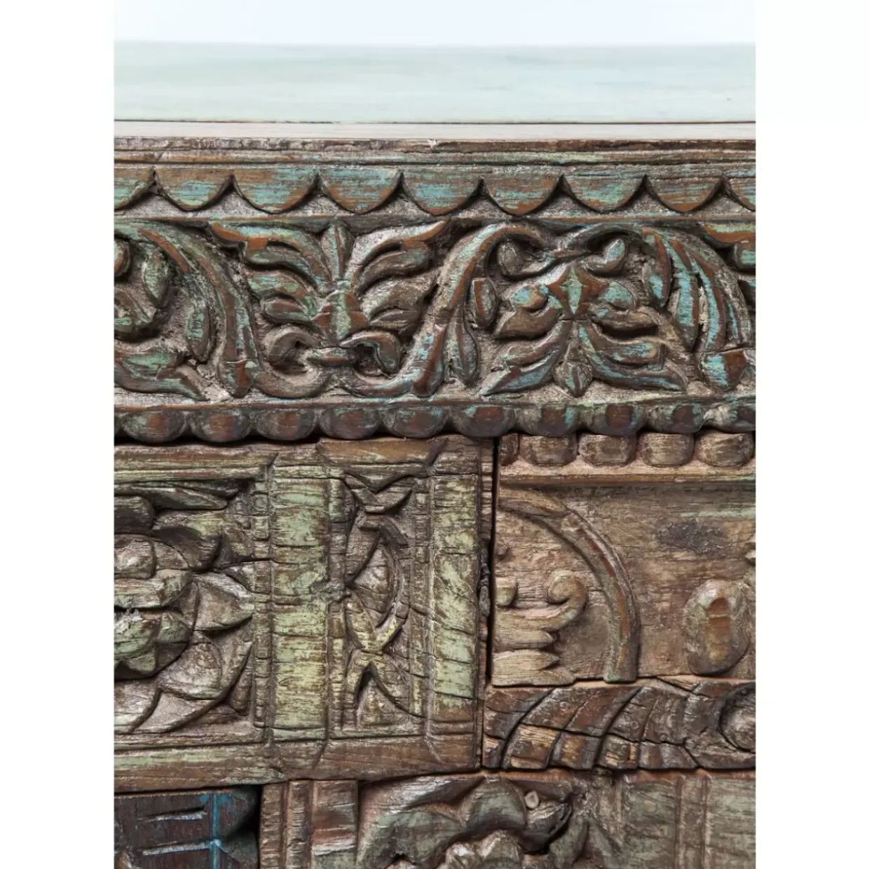 Sideboard Shanti Surprise Puzzle