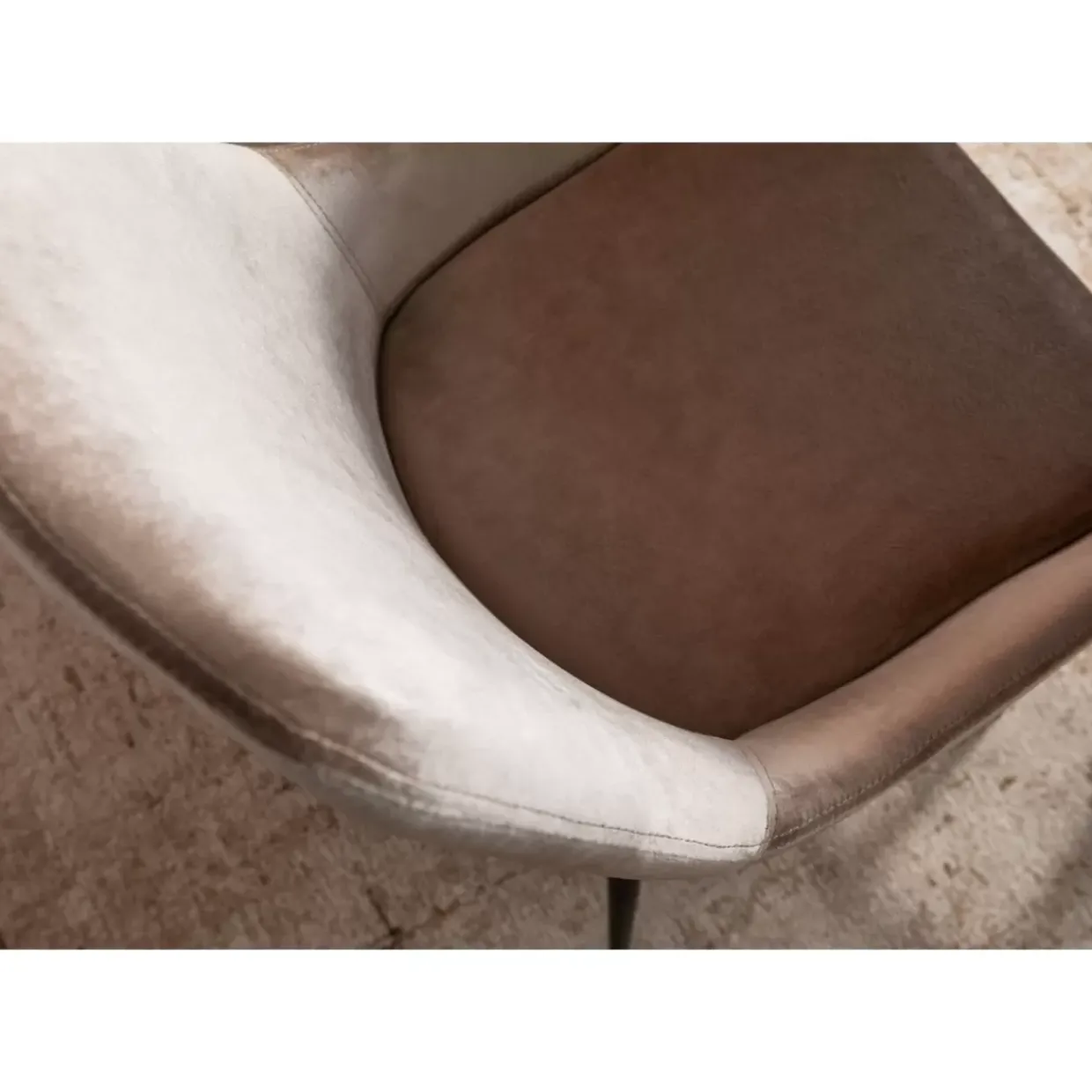 Stuhl East Side Champagne